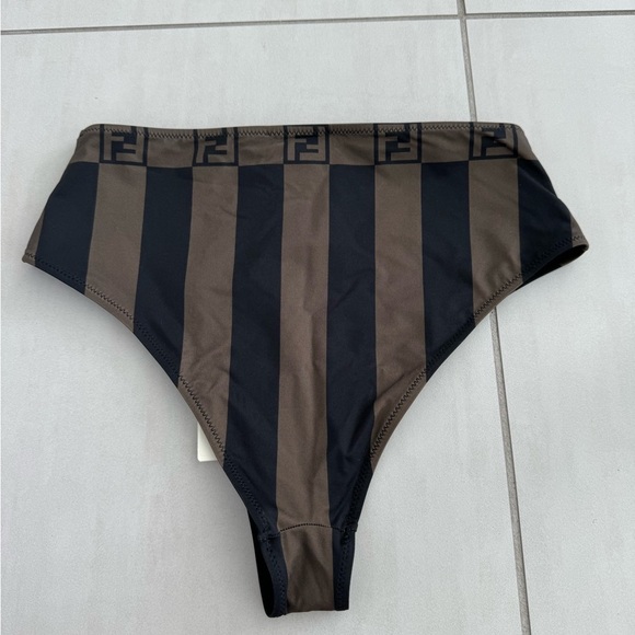 Fendi checkered bikini NWT - Picture 9 of 14